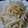 yunaochan's cooksnap of when they made 簡単もやしのナムル.