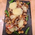 ぶーらんじぇAnne's cooksnap of when they made ポークソテー　野菜とチーズでイタリアンに.