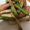 わたるんママ's cooksnap of when they made ウィンナーとエリンギとアスパラ黒胡椒炒め.