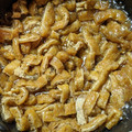 ユッキ９９９，９'s cooksnap of when they made 油揚げの煮付け.