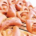 yumysnl's cooksnap of when they made ふすまパンミックスでハード系ベーコンエピ.