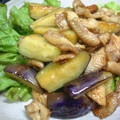myukitty's cooksnap of when they made 茄子と鶏皮の炒め物.