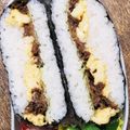 ちっぴっぴ☆'s cooksnap of when they made 牛肉炒めと卵のおにぎらず。お弁当にも。.
