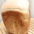 賢くんママ's cooksnap of when they made 早焼きふわふわプレーン食パン(HB使用).