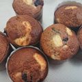 まさぽママ's cooksnap of when they made ブルーベリーとクリチのリッチマフィン.