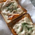 ＊YuA＊'s cooksnap of when they made ナポリタンのせトースト✿.
