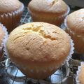 アネモネジャスミン's cooksnap of when they made ふわふわふわたまごマフィン.