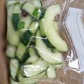 みぃくんのママ's cooksnap of when they made パパの黒瓜塩浅漬け.