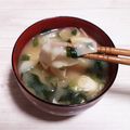 アクセル☆'s cooksnap of when they made 汁物に！余った餃子の皮がきしめん風に♪.