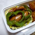 えるえる２８６'s cooksnap of when they made お弁当♪ウィンナーとピーマン炒め.