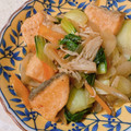 なつ★なつ's cooksnap of when they made ☆塩鮭と野菜のオイマヨにんにく炒め☆.