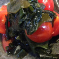 happykote's cooksnap of when they made 【栄養士直伝】トマトとわかめのサッと炒め.