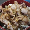MarsaM's cooksnap of when they made 豚バラ de 大人の生姜焼き丼.