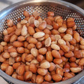喜八＆Hacchi's cooksnap of when they made 殻なし落花生の塩ゆで.