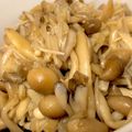 Minnie74's cooksnap of when they made 糖質制限中も！きのこの簡単ガーリック炒め.