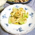 mmameco's cooksnap of when they made えびとセロリのアヒージョ的な.