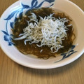 えりこ82☆'s cooksnap of when they made 市販のもずくにしらす干しをのせて.