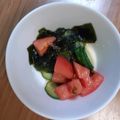 なほるる's cooksnap of when they made 簡単♪トマト、きゅうり、わかめの酢の物.