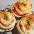まゆなりゆ's cooksnap of when they made ハムマヨチーズパン.