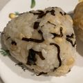 りんごとみかん♬'s cooksnap of when they made 絶品！たぬきおにぎりを塩昆布と天かすで.