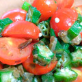 ちーまぐ's cooksnap of when they made オクラとトマトのサッパリ梅サラダ.