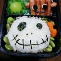 幸せうさぎぃ's cooksnap of when they made 女の子☆ﾊﾛｳｨﾝ弁当★キャラ弁当.