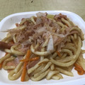 明日の風☆'s cooksnap of when they made 簡単！お弁当用おたふくソースで焼きうどん.