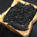 クックM6DK2O☆'s cooksnap of when they made トーストにどうぞ　黒胡麻ジャム.