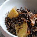 kazz72's cooksnap of when they made さつま芋とひじきの煮物.