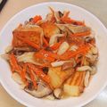 amjkao's cooksnap of when they made 《秋の味覚!!!》厚揚げときのこ餡掛け.