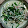 ymd88's cooksnap of when they made 鯖の水煮缶とニラもやしのニンニクマヨ炒め.