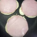 のりこったん's cooksnap of when they made 朝食にぴったり☆ハムチーズのホットケーキ.