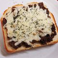 まやしゅうまま's cooksnap of when they made キーマカレーリメイク☆トースト.