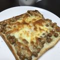 ☆sinnkuro★'s cooksnap of when they made 納豆チーズ卵トースト.