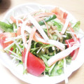 aaaykk55's cooksnap of when they made トマトとキュウリと水菜とツナのサラダ.