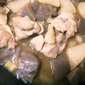たつちゆ's cooksnap of when they made がっつり美味しい♪鶏・大根・蒟蒻の煮物.