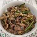 matsu1016's cooksnap of when they made ちょい足しでお店の味、にら玉プルコギ丼.