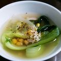 なち☆★'s cooksnap of when they made 【簡単】チンゲン菜とレタスの中華スープ.