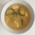 meple☆'s cooksnap of when they made 長なす・豆腐・油揚げの味噌汁.