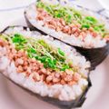 Aloha☆★'s cooksnap of when they made 肉そぼろとスプラウトのおにぎらず.