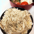 なーなちゃん's cooksnap of when they made 梅マヨおにぎり・胡麻ととろろ昆布で.