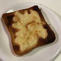 papikun's cooksnap of when they made カレーパウダーで♡チーズトースト.