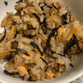 bacha3's cooksnap of when they made ひじき＆鮭の簡単炊き込みごはん☆.