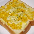 なななな♡MaMa's cooksnap of when they made 簡単！コーンマヨチーズトースト.