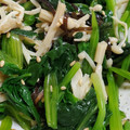 かもしれない森's cooksnap of when they made ほうれん草とえのきの塩こんぶ和え.