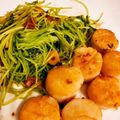 子持ちKONBU's cooksnap of when they made 豆苗とホタテのレモンバター炒め.