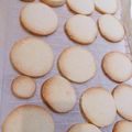 junkojunti's cooksnap of when they made 簡単 ほろほろアーモンドプードルクッキー.