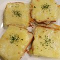 むむむん's cooksnap of when they made サクッと！Wチーズトースト.