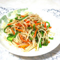 tennisnoah's cooksnap of when they made 簡単！節約＊もやしのペペロンチーノ風炒め.