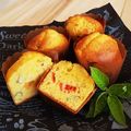 すんずく娘's cooksnap of when they made フレッシュトマトとバジルのマフィン.